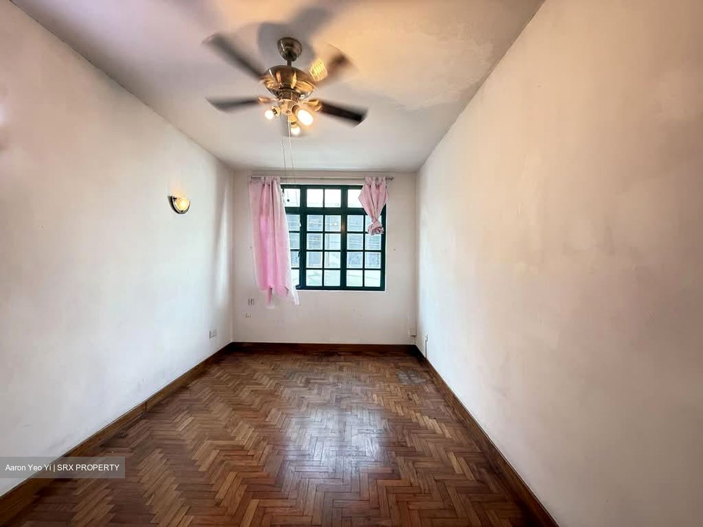 Seletar Hills Estate (D28), Terrace #572938011